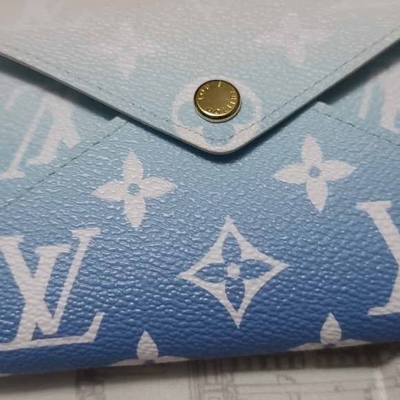 Medium Kirigami by the pool collection - Picture 3 of 10